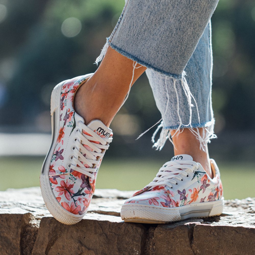 Cvetovi roze i ljubičaste boje - ženske patike (-50%)